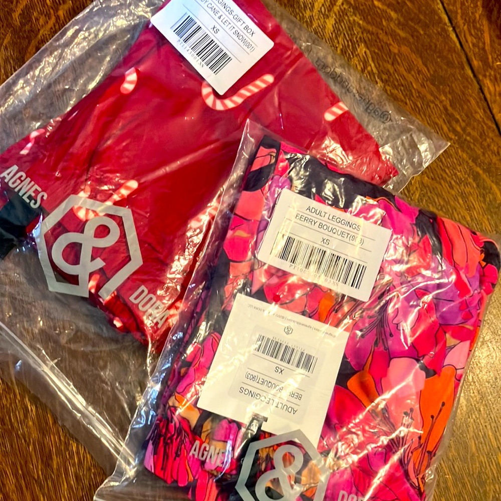 2 pairs of ladies /juniors new leggings, extra small by Agnes& dora